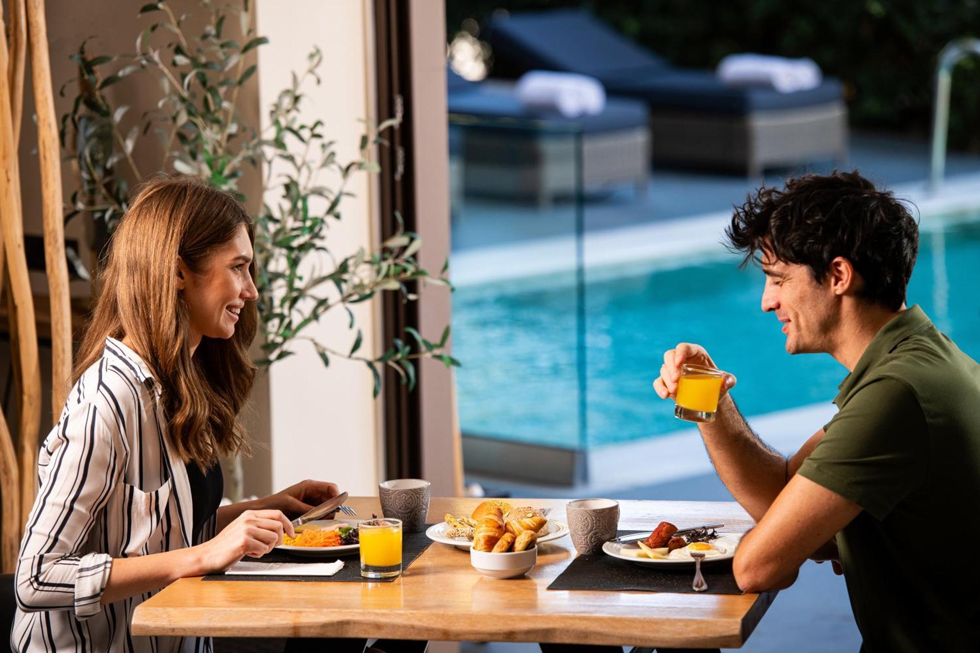 Athenian Riviera Hotel& Suites Eksteriør bilde